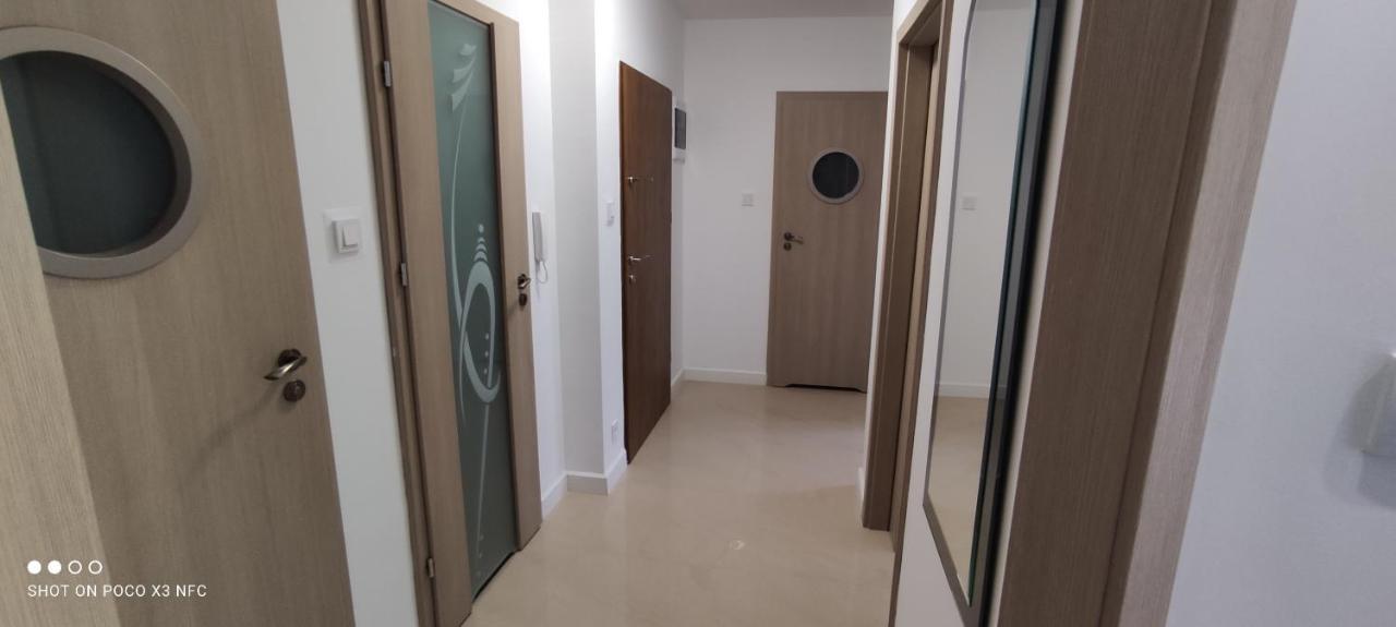 شقة Apartament „Nad Jeziorkiem“ كونتشن المظهر الخارجي الصورة